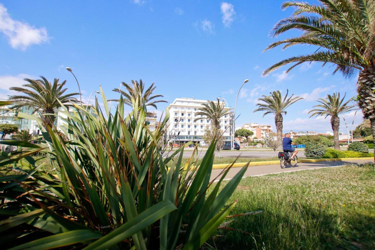 Ghibli Hotel Civitanova Marche Eksteriør bilde